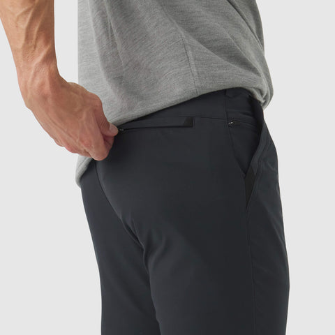 Jetsetter Tech Pant Slim Fit featuring wrinkle-free microfiber fabric.