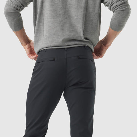 Jetsetter Tech Pant Slim Fit featuring wrinkle-free, anti-odor, stain repellent fabric.