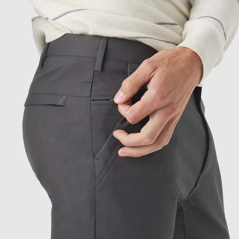 Jetsetter Tech Pant Slim Fit with wrinkle-free microfiber fabric and anti-odor technology.