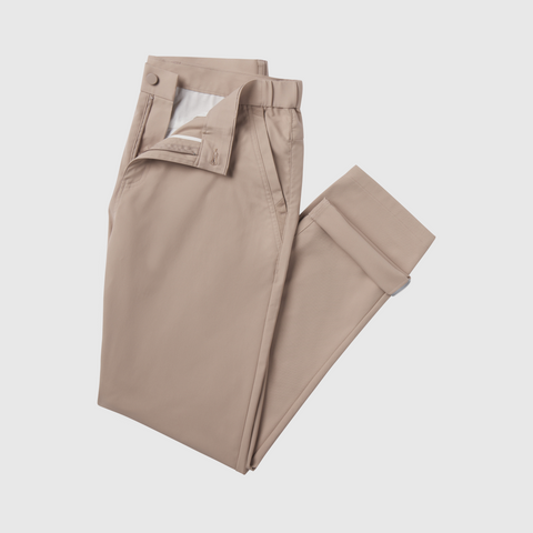 Jetsetter Tech Pant Straight Fit in beige, wrinkle-free and travel-friendly.