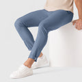 Jetsetter Tech Pant Slim Fit in blue, featuring wrinkle-free and stain-repellent microfiber fabric, ideal for travel.