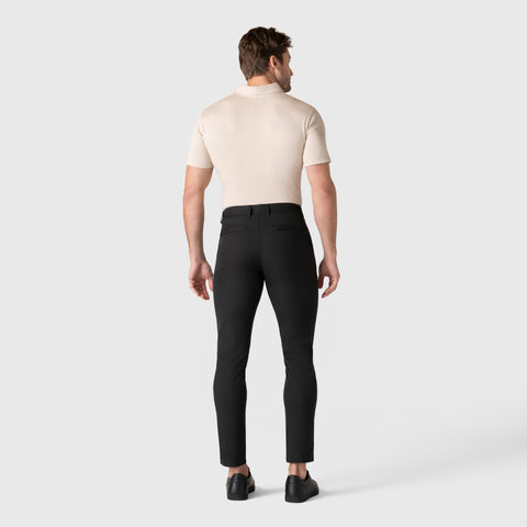 Jetsetter Tech Pant Slim Fit in black, showcasing wrinkle-free microfiber fabric, ideal for travel.