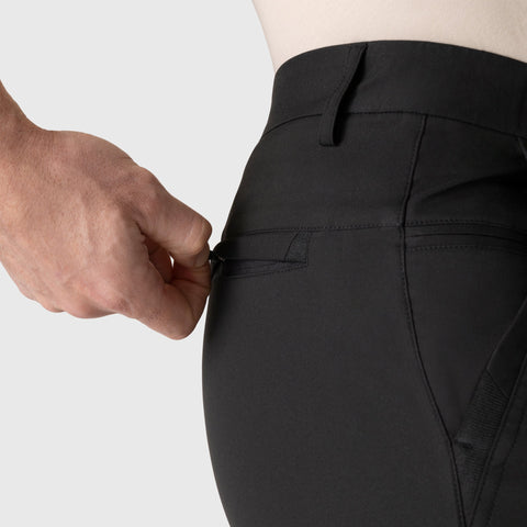 Jetsetter Tech Pant Slim Fit with anti-odor, wrinkle-free microfiber fabric.